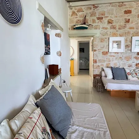 Agnanti House Sapsila