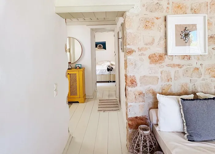 Villa Agnanti House *