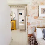 فيلة Agnanti House *