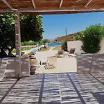 Agnanti House فيلة
