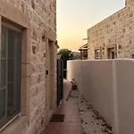 Agnanti House فيلة Sapsila