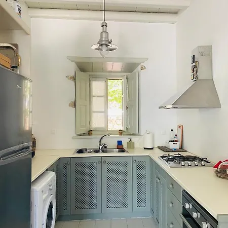 Agnanti House