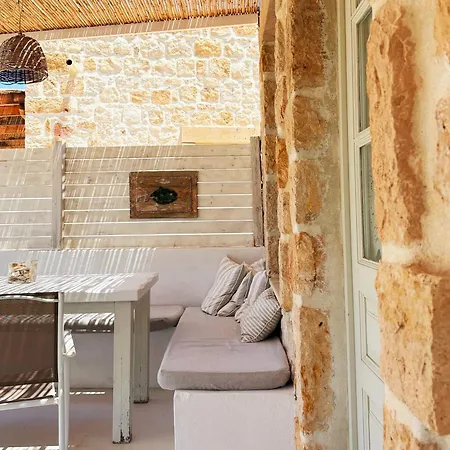 Agnanti House فيلة *