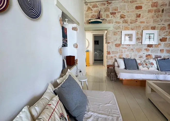 Agnanti House Sapsila